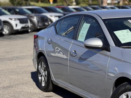 2023 Nissan Altima S FWD