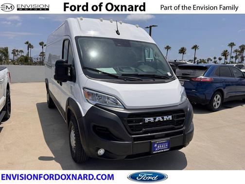 Bright White Clearcoat 2025 RAM ProMaster 2500 Tradesman