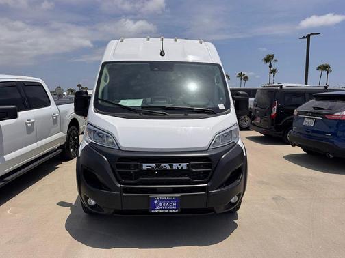 Bright White Clearcoat 2025 RAM ProMaster 2500 Tradesman