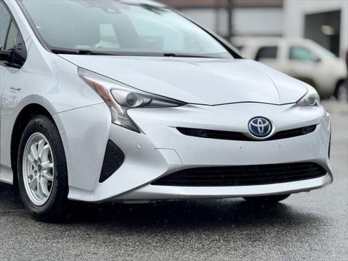 2016 Toyota Prius Four