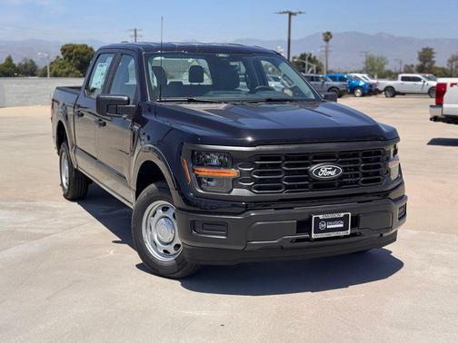 Agate Black Metallic 2026 Ford F-150 XL
