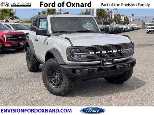 Avalanche Gray 2026 Ford Bronco Badlands