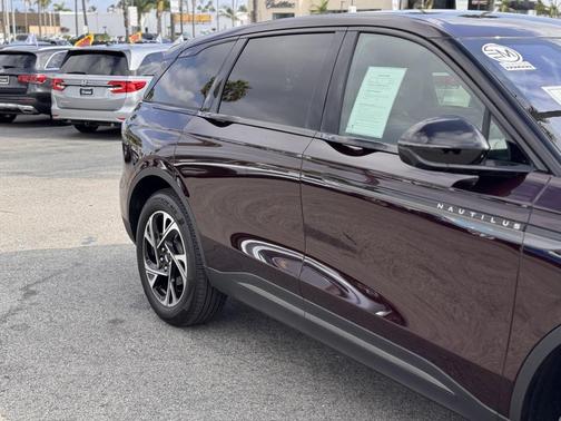 2025 Lincoln Nautilus Premiere