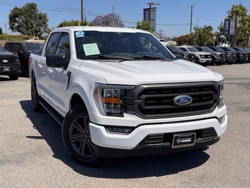 Oxford White 2023 Ford F-150 XLT