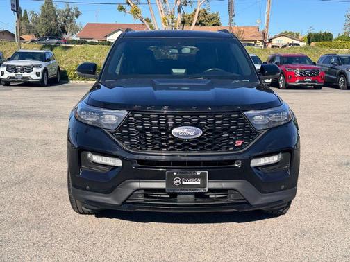 Agate Black Metallic 2023 Ford Explorer ST