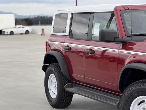 2025 Ford Bronco Heritage Edition