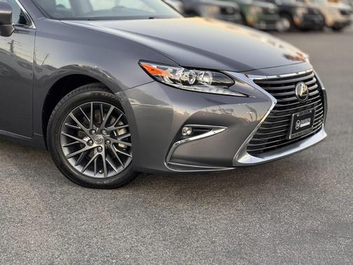 2018 Lexus ES 350 Base
