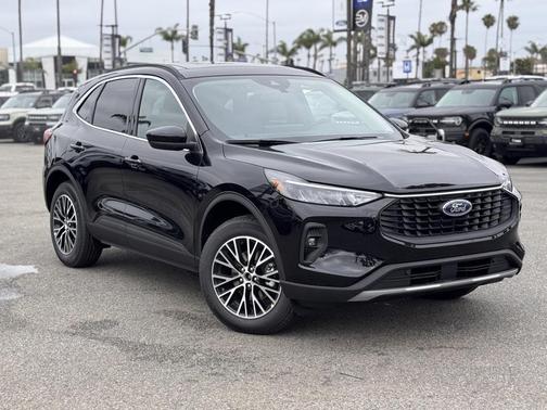 2025 Ford Escape PHEV SE