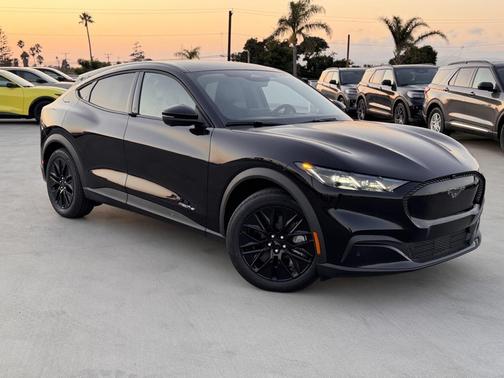 2025 Ford Mustang Mach-E Select