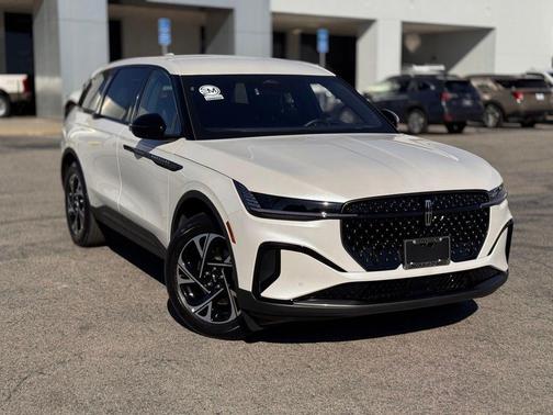 2025 Lincoln Nautilus Premiere