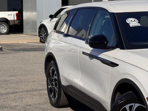 2025 Lincoln Nautilus Premiere