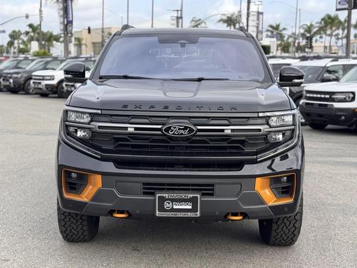 2025 Ford Expedition Tremor