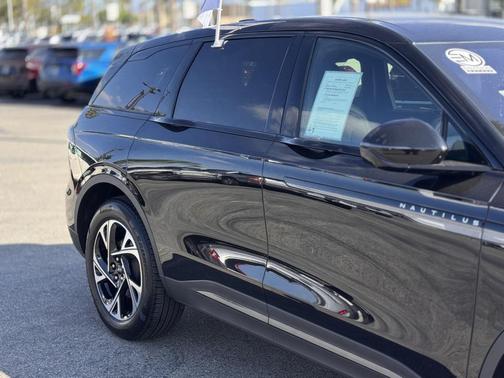2025 Lincoln Nautilus Premiere