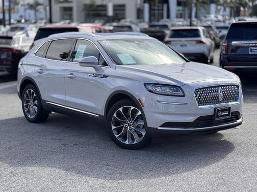 2023 Lincoln Nautilus Reserve