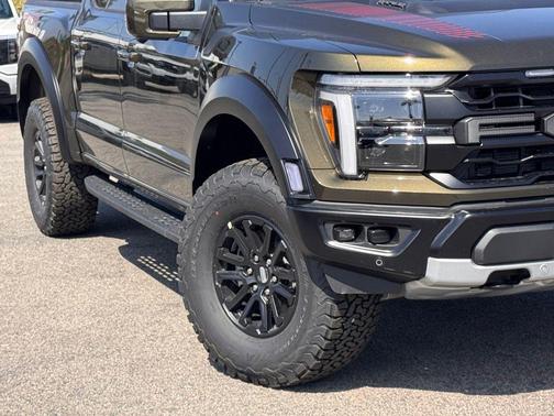 Shelter Green 2026 Ford F-150 Raptor