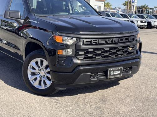 2022 Chevrolet Silverado 1500 Custom