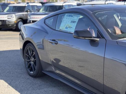2025 Ford Mustang EcoBoost