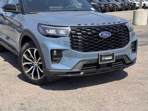 Vapor Blue Metallic 2026 Ford Explorer ST-Line