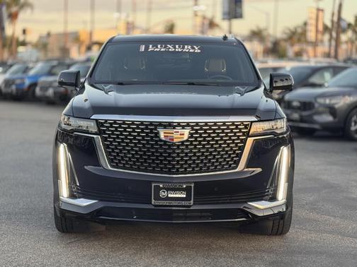 2024 Cadillac Escalade Luxury