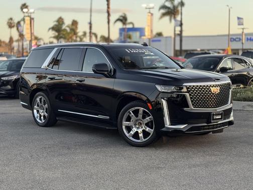 2024 Cadillac Escalade Luxury