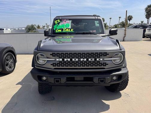 Carbonized Gray Metallic 2023 Ford Bronco Badlands