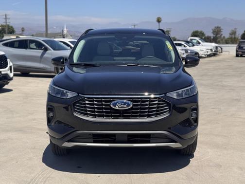 2025 Ford Escape PHEV SE