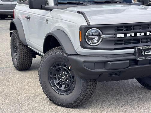 Avalanche Gray 2026 Ford Bronco Base