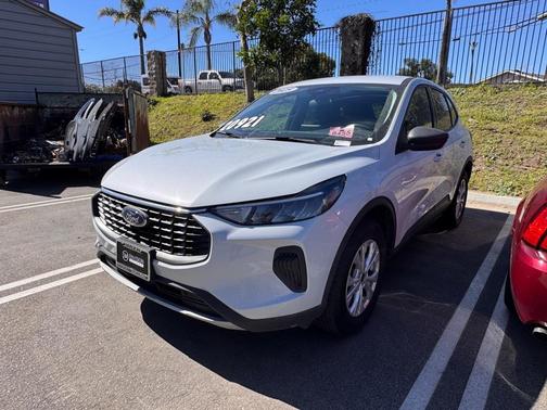 2025 Ford Escape Active