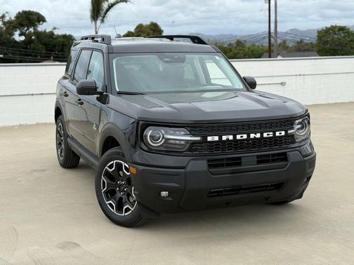 Shadow Black 2026 Ford Bronco Sport Outer Banks