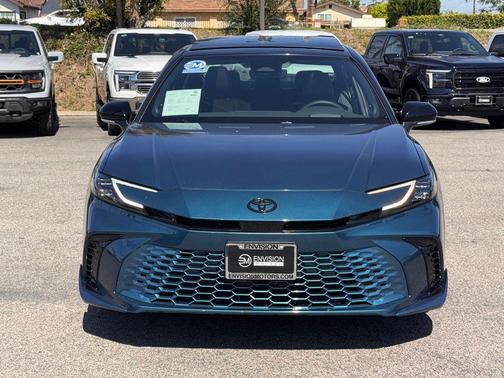 Ocean Gem/Midnight Black Metallic 2025 Toyota Camry XSE