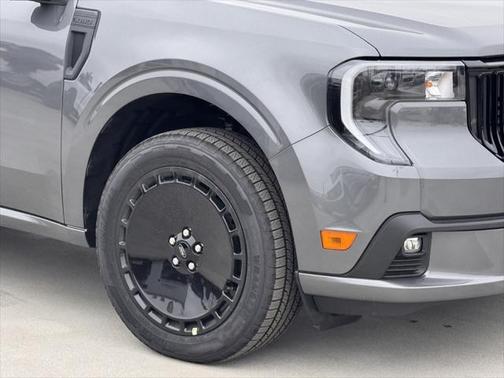 2025 Ford Maverick Lobo Standard