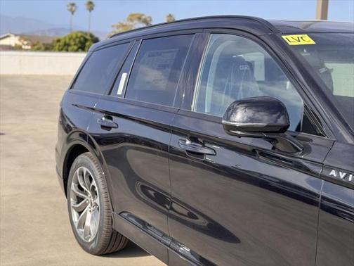 2025 Lincoln Aviator Premiere
