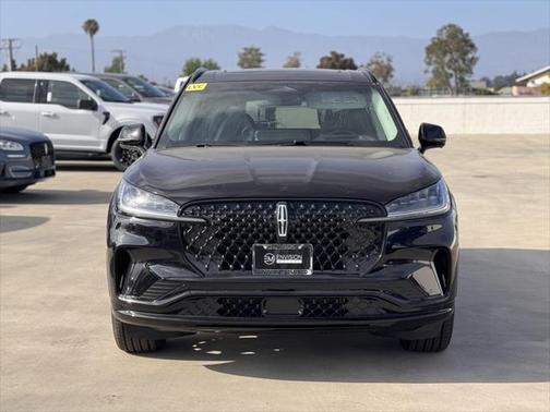 2025 Lincoln Aviator Premiere