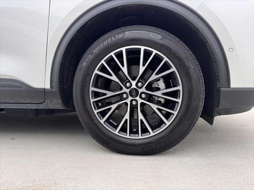 2023 Ford Escape PHEV SE