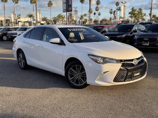 2016 Toyota Camry SE