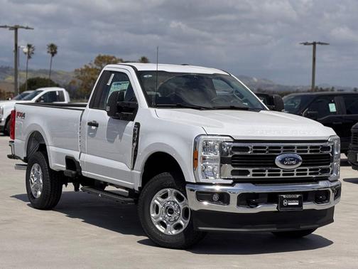2025 Ford F-350 XLT