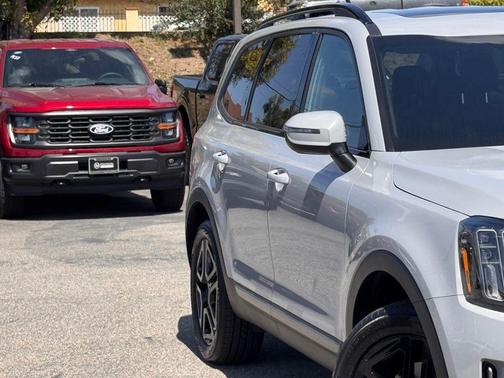 Wolf Gray 2023 Kia Telluride EX X-Line