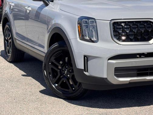 Wolf Gray 2023 Kia Telluride EX X-Line