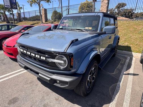 2025 Ford Bronco Outer Banks