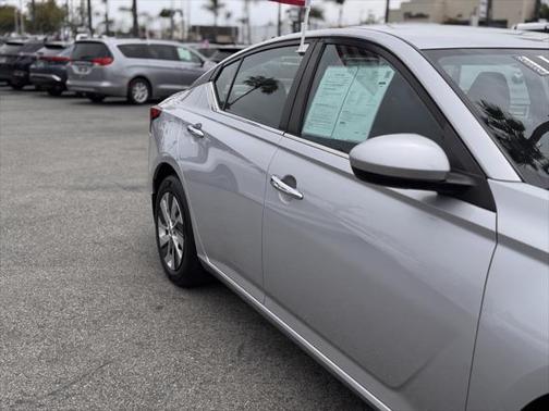 2021 Nissan Altima S FWD