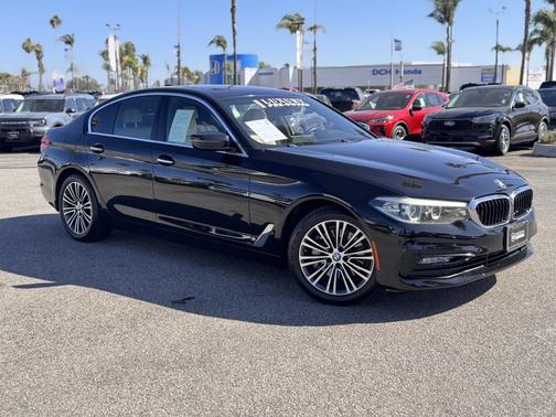 2018 BMW 530 530i