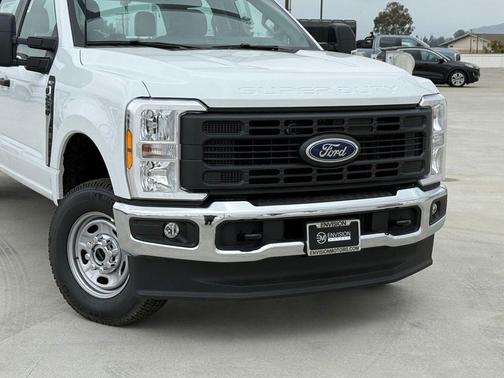 Oxford White 2026 Ford F-250 XL
