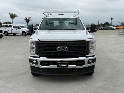 Oxford White 2026 Ford F-250 XL