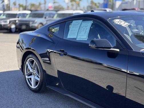 2024 Ford Mustang EcoBoost