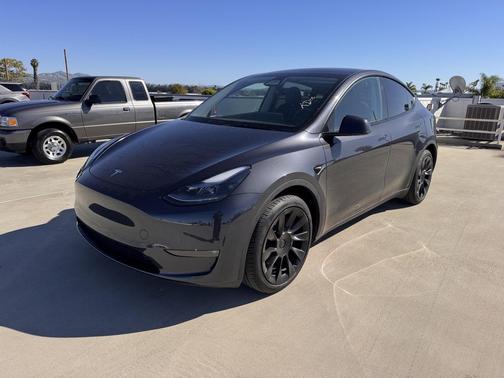 2024 Tesla Model Y Long Range Dual Motor All-Wheel Drive