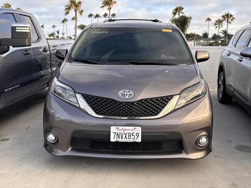 2015 Toyota Sienna SE