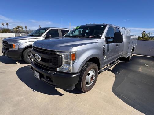 2022 Ford F-350 XL