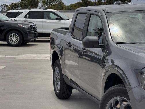 Carbonized Gray Metallic 2026 Ford Maverick XLT