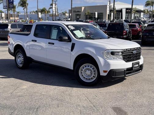 2024 Ford Maverick XL