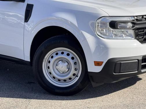 2024 Ford Maverick XL